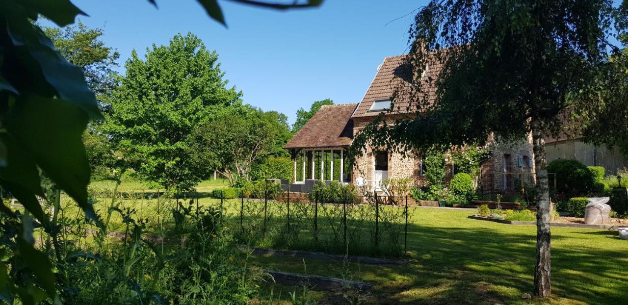 La Maison D'Amis Du Moulin Hotell La Chapelle-Viel Exteriör bild